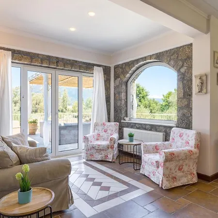 Βίλα St Nicholas House With Private Heated Pool *