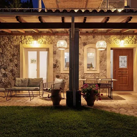 St Nicholas House With Private Heated Pool Βίλα Δασιά